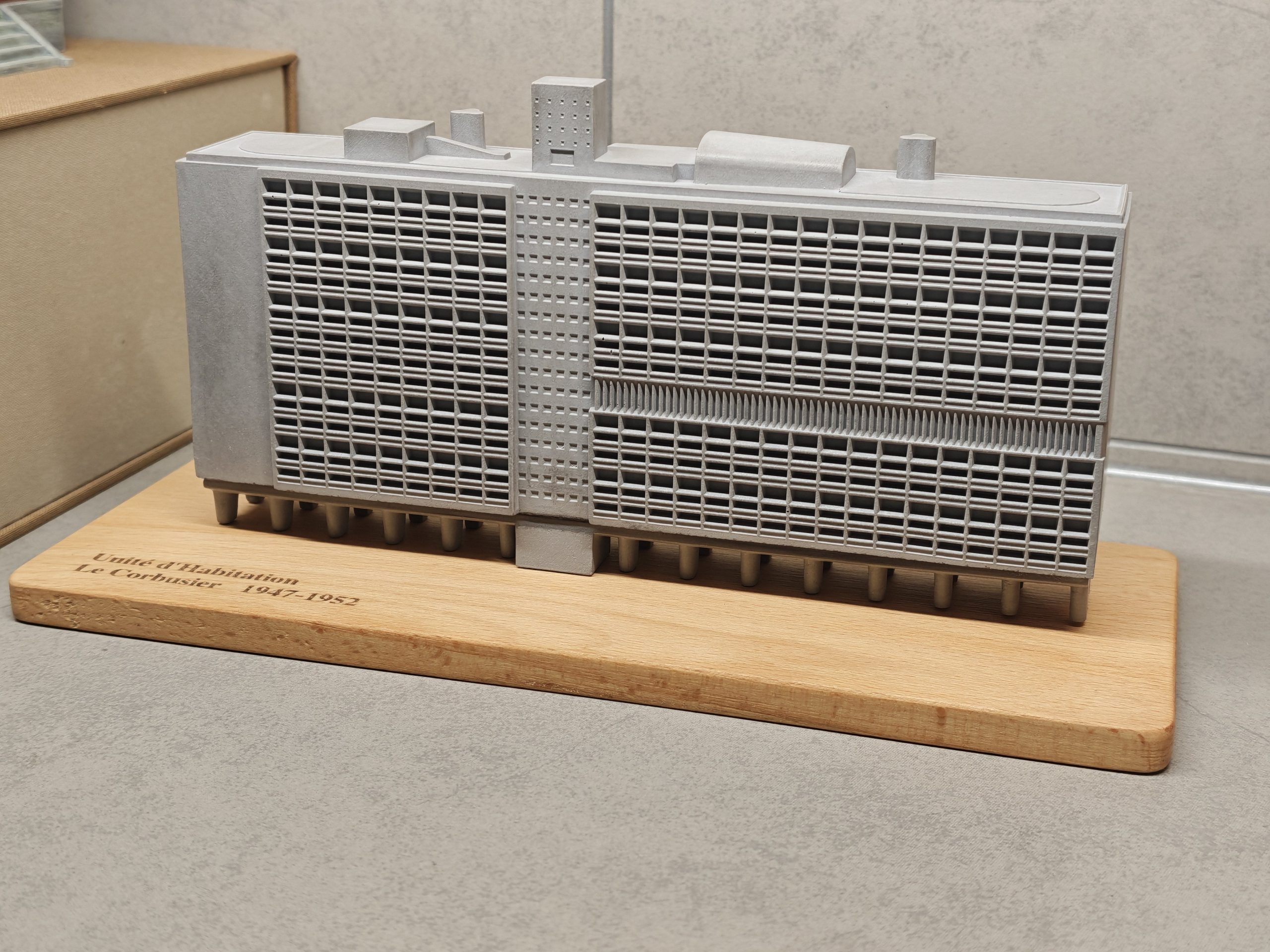 Unite d Habitation Marseille Concrete Model by Myron Design